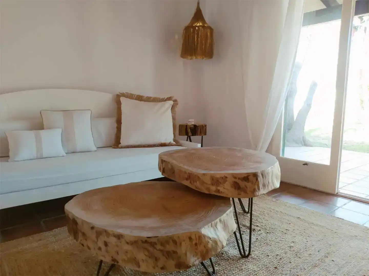 Sala d'estar de Casa adosada de lloguer en Ciutadella de Menorca amb Aire condicionat, Jardí privat i Piscina