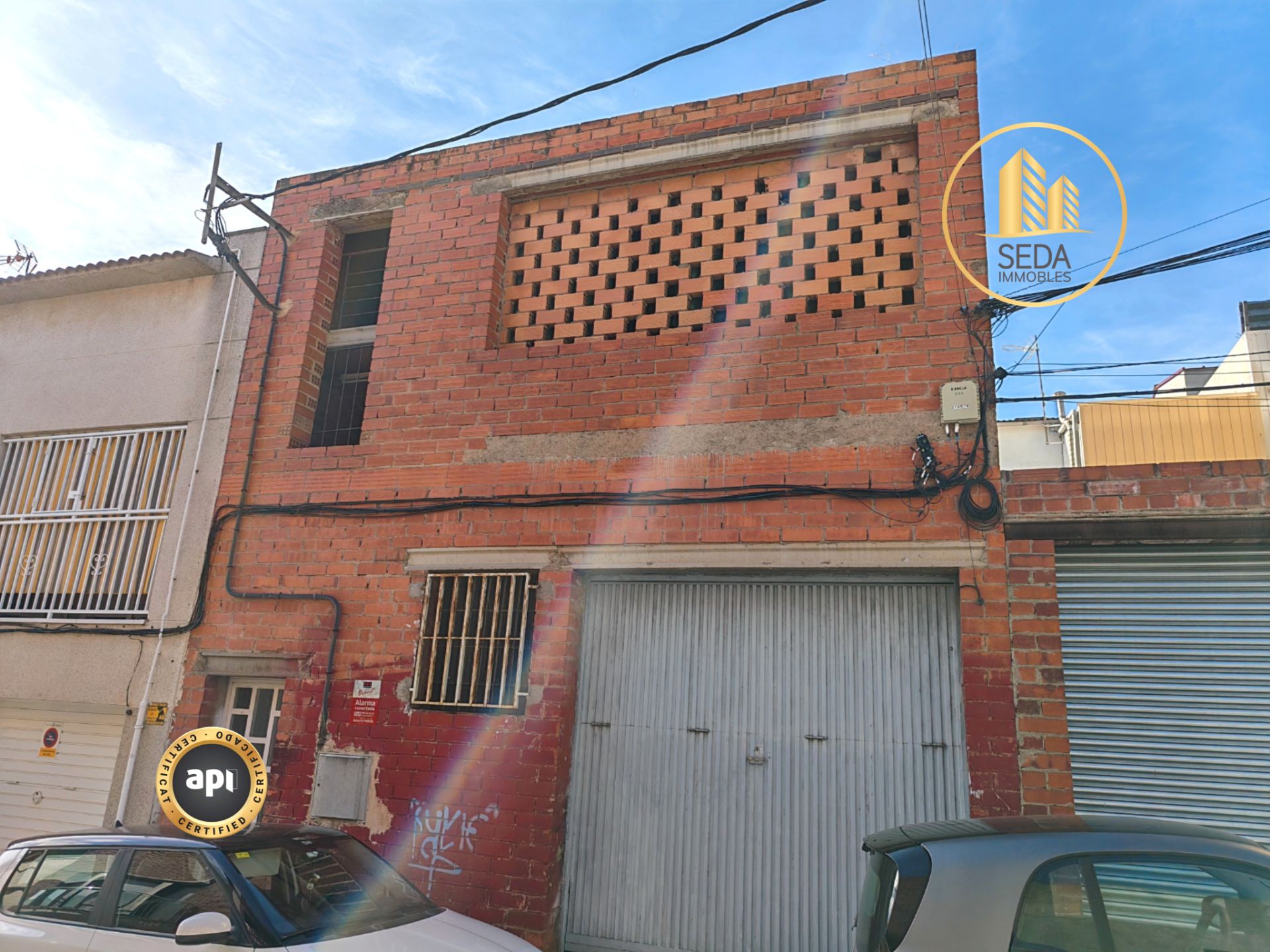 Vista exterior de Residencial en venta en Terrassa