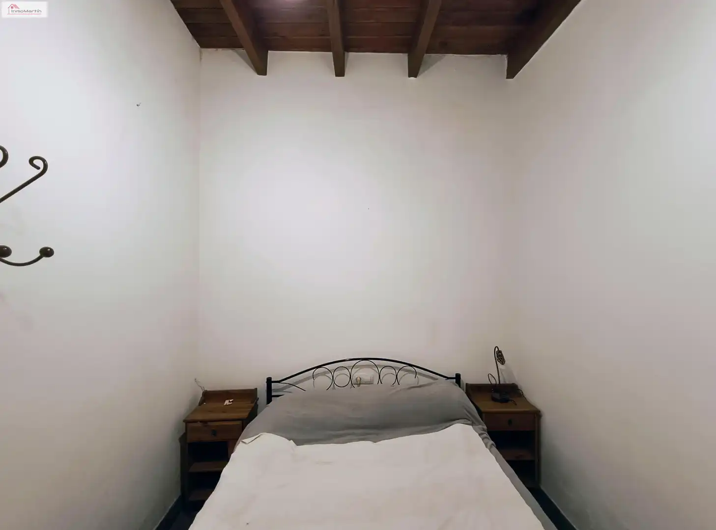 Habitación de Casa adosada en venta en Almadén de la Plata con Aire acondicionado, Calefacción y Terraza
