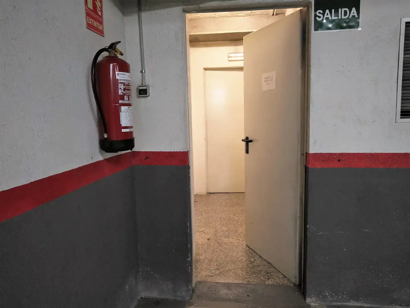 Parkplatz zum Verkauf in Col.legis Nous, imagen 13