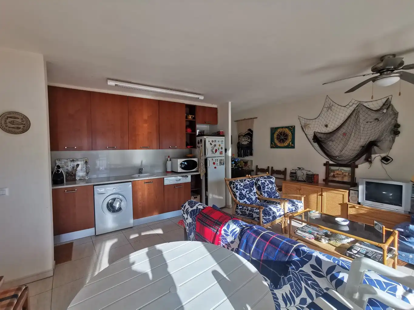 Cocina de Piso en venta en L'Escala con Terraza, Trastero y Amueblado