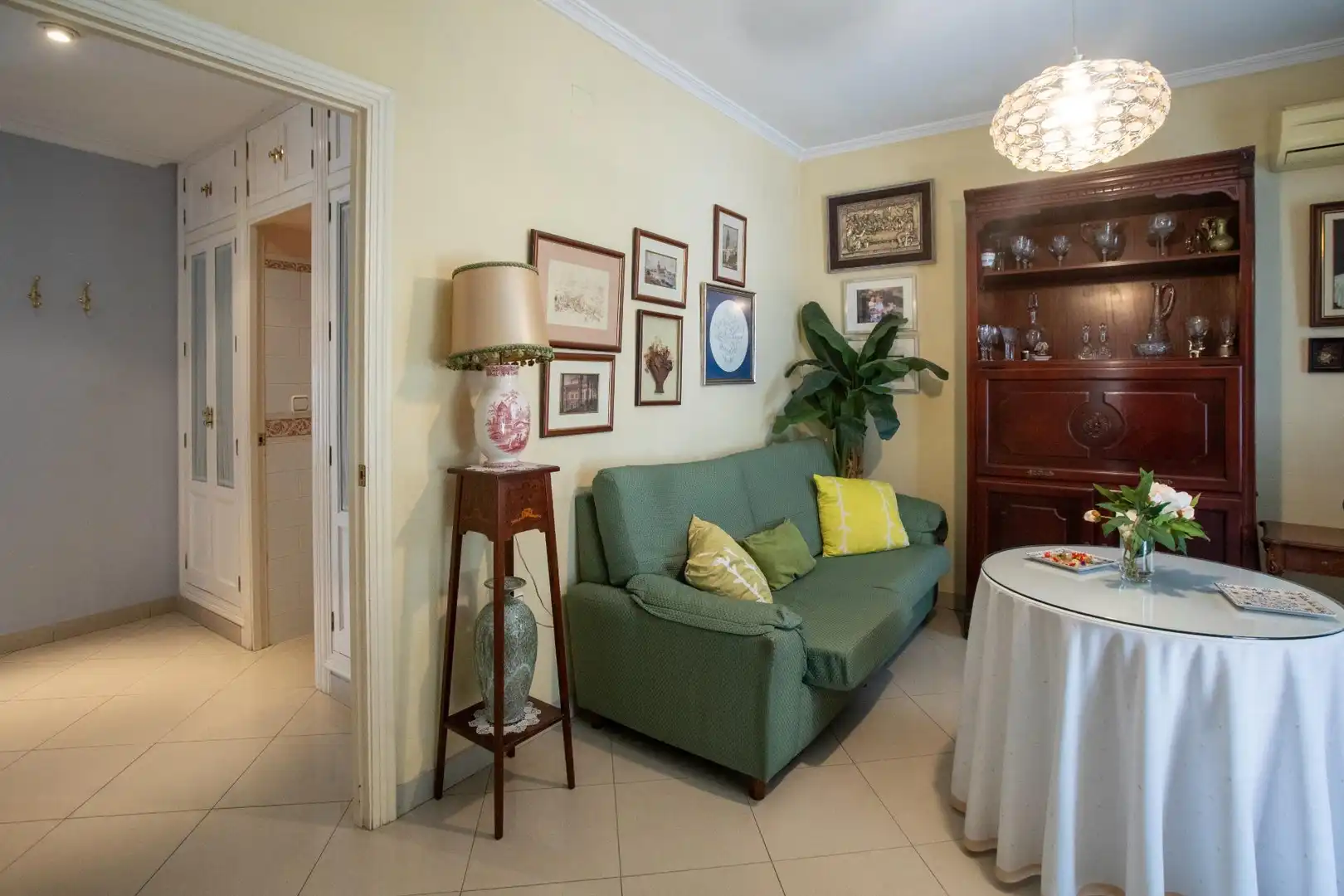 Sala de estar de Edificio en venta en Sevilla