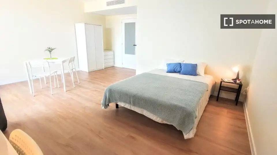 Bedroom of Flat for rent in Alfara del Patriarca  with Air Conditioner, Heating and Furnished