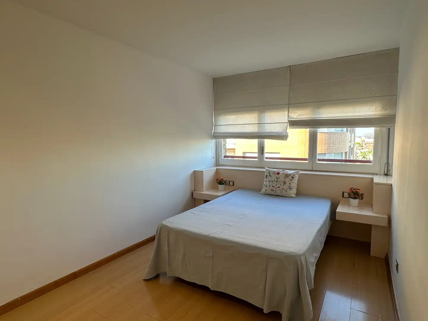 Habitación de Piso en venta en Lleida con Calefacción, Parquet y Amueblado