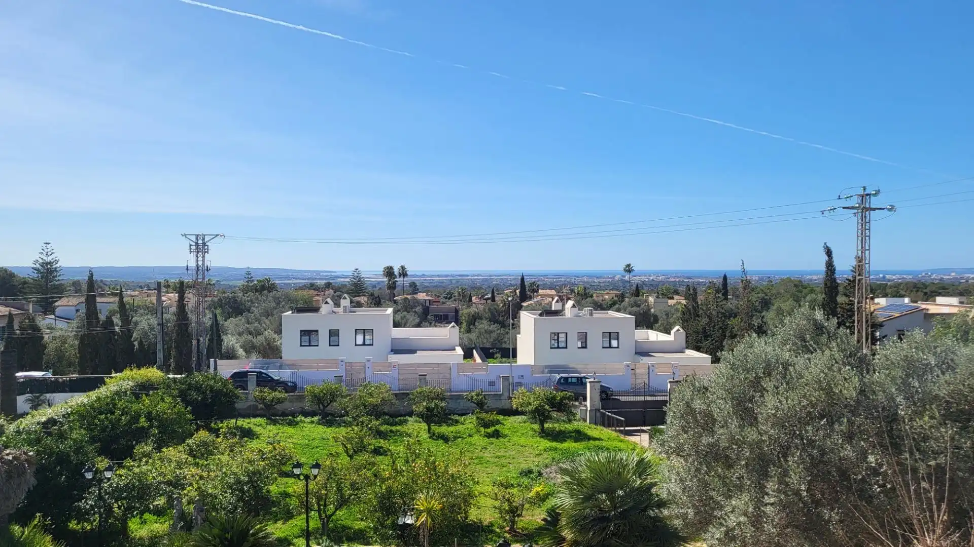Vista exterior de Casa o xalet en venda en Marratxí amb Aire condicionat, Calefacció i Jardí privat