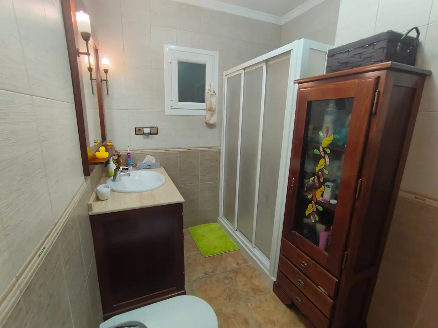 Baño de Casa adosada en venta en Marchal con Terraza, Amueblado y Horno