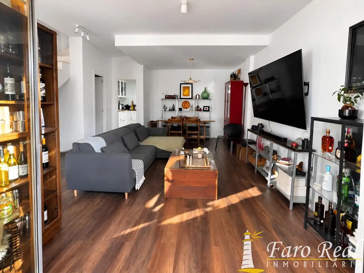Sala d'estar de Casa o xalet en venda en Sanlúcar de Barrameda amb Aire condicionat