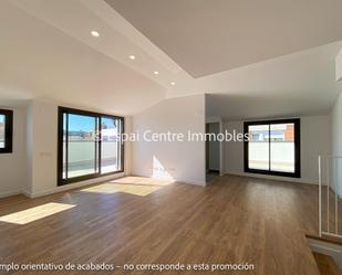 Vista exterior de Àtic en venda en Terrassa amb Aire condicionat, Calefacció i Terrassa