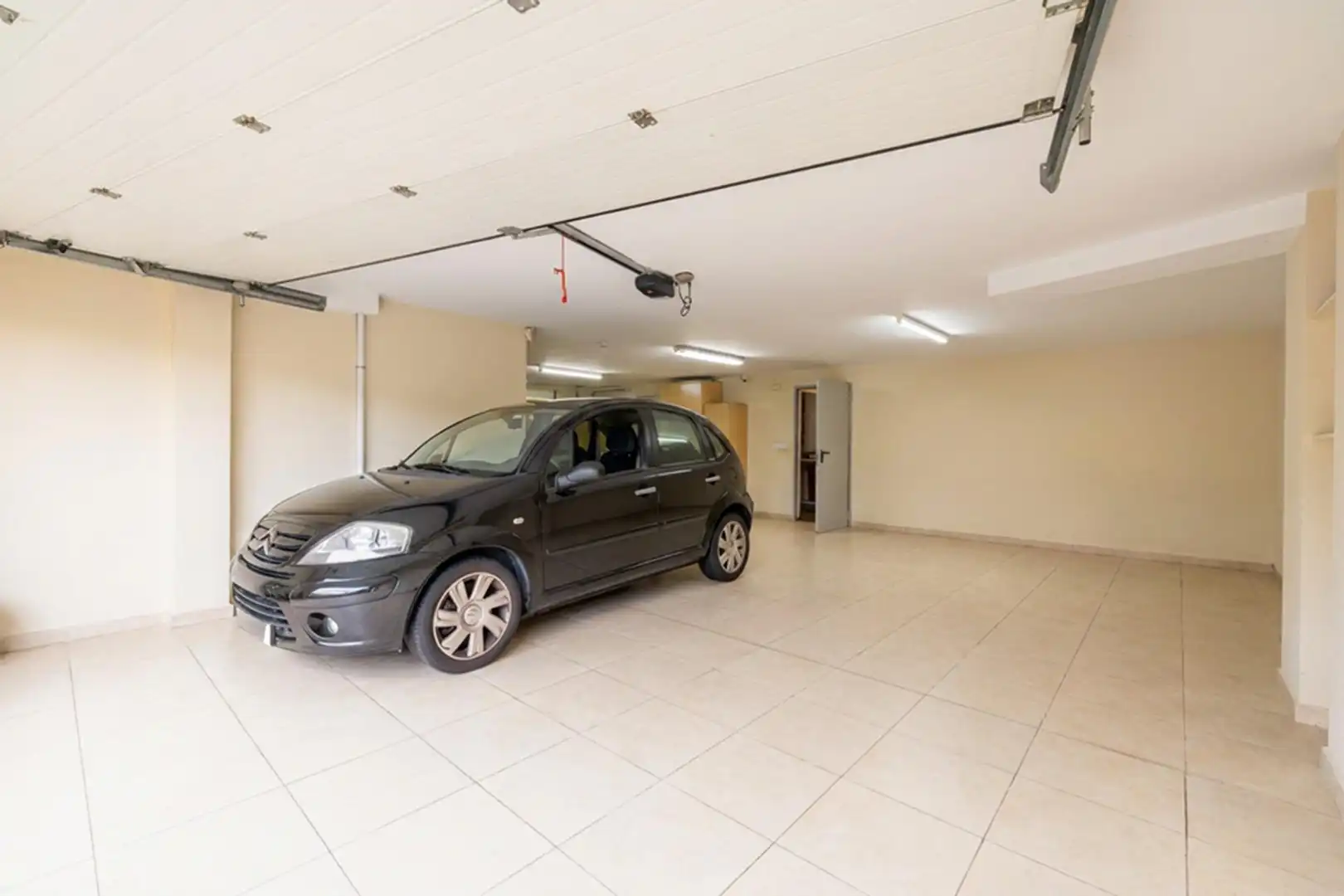 Parking of Houses for sale in Vigo   with Heating, Private garden and Terrace