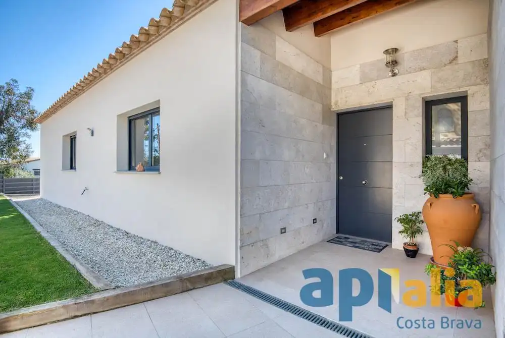 House with pool for sale in Platja d'Aro, imagen 3