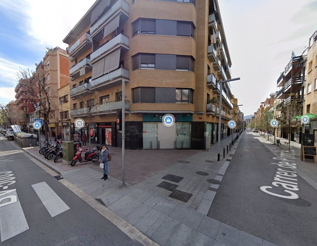 Exterior view of Garage for sale in Santa Coloma de Gramenet