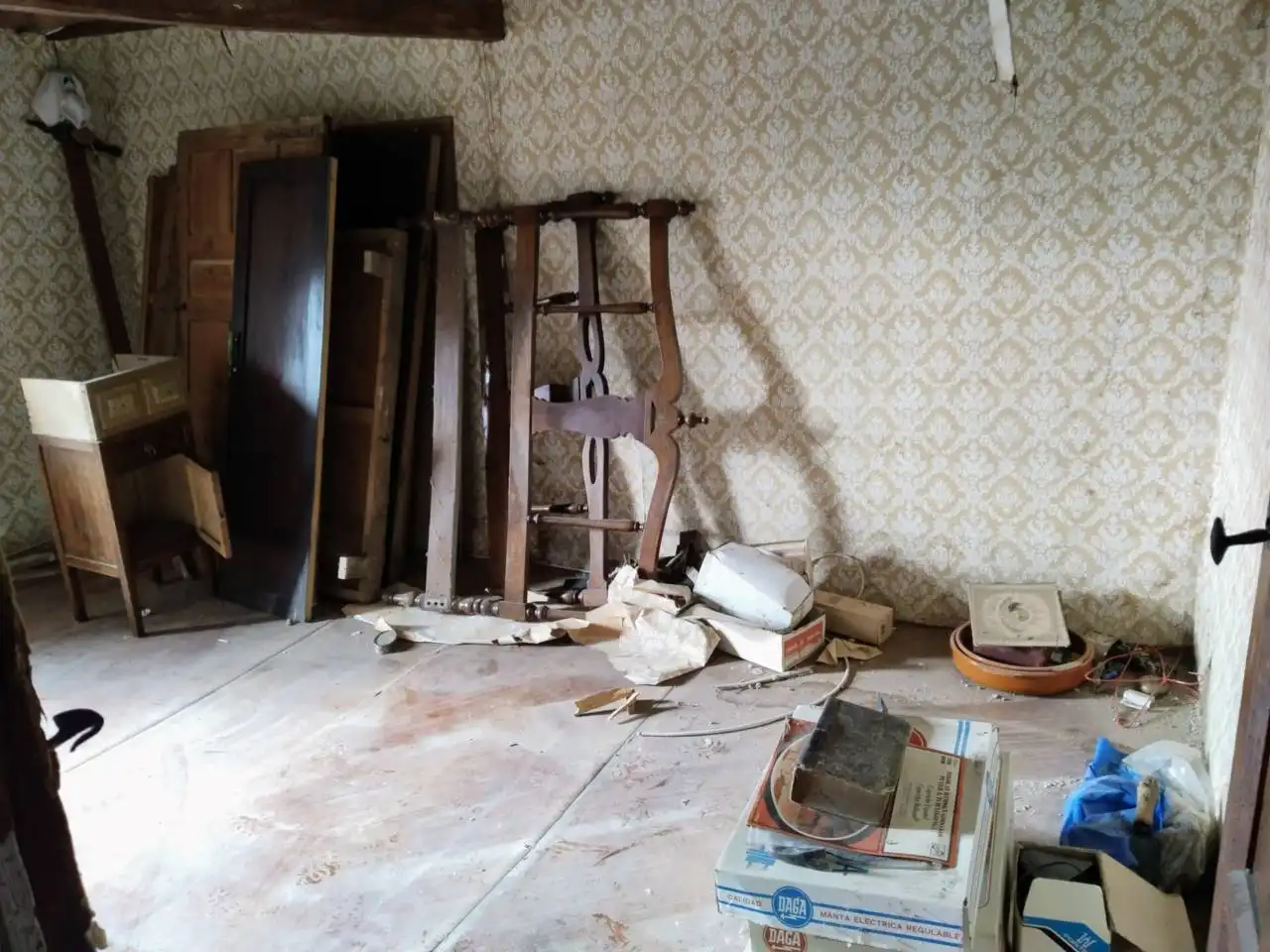 Casa o xalet en venda en Villagonzalo Pedernales amb Moblat