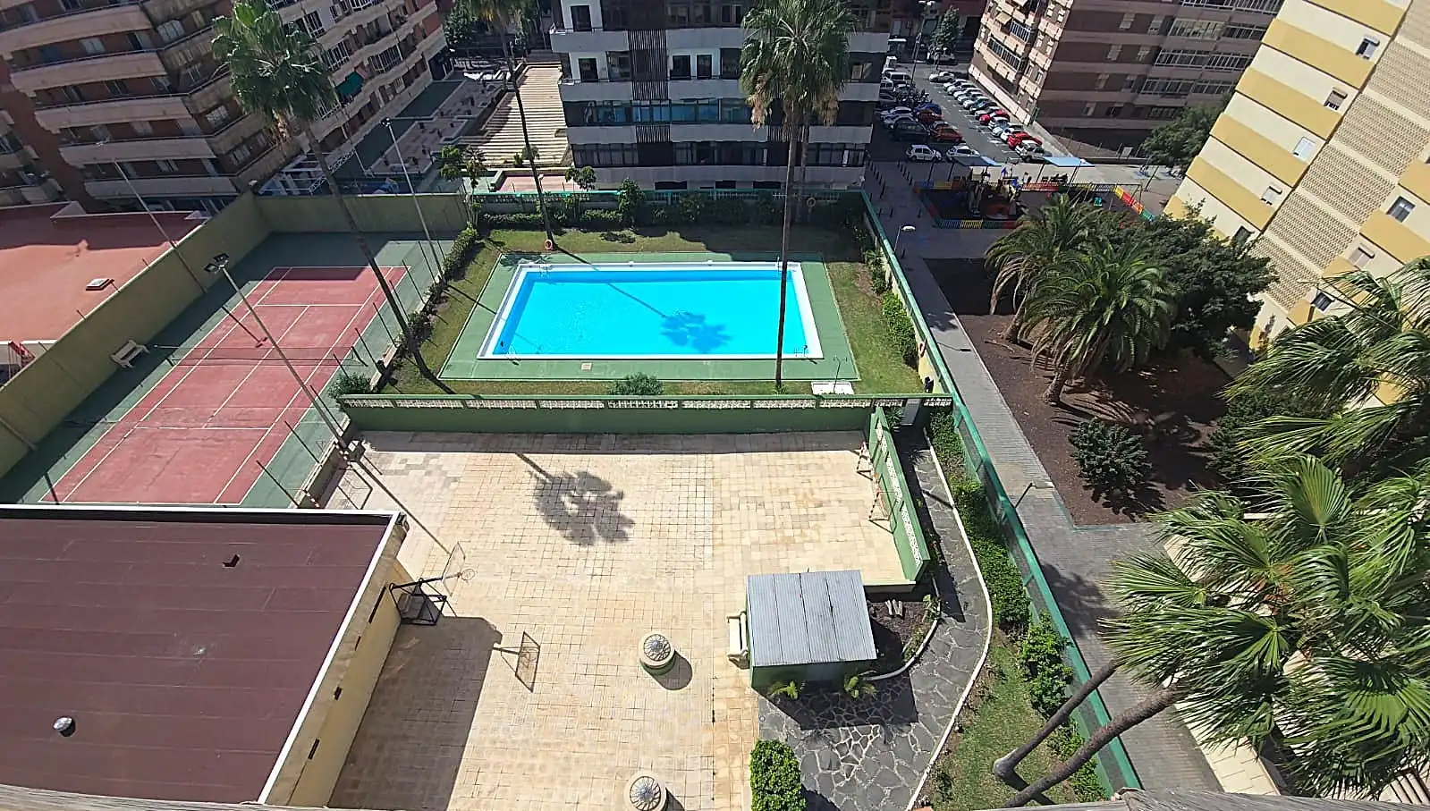 Piscina de Piso de alquiler en Las Palmas de Gran Canaria con Parquet, Horno y Lavadora