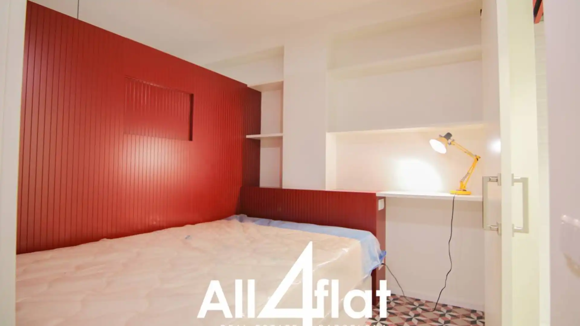Habitación de Piso de alquiler en  Barcelona Capital con Aire acondicionado y Alarma