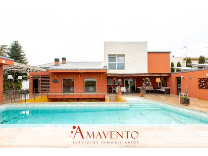Exterior view of House or chalet for sale in Miguelturra  with Air Conditioner, Terrace and Swimming Pool