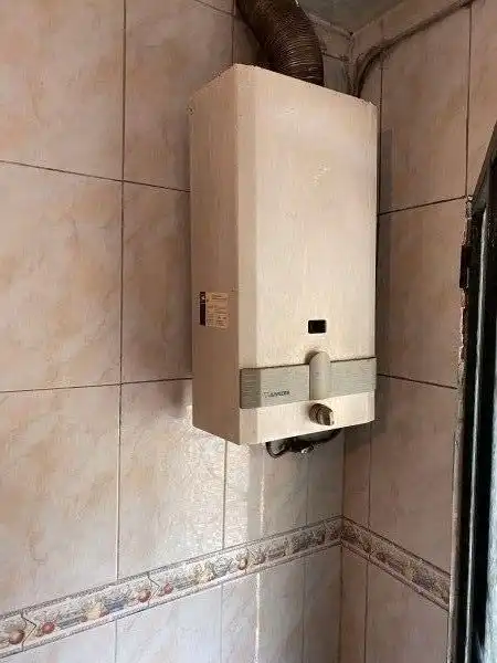 Bany de Casa o xalet en venda en A Cañiza   amb Traster i Moblat
