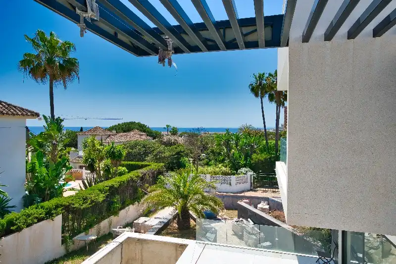 Chalet con piscina en venta en Elviria - Cabopino, imagen 8