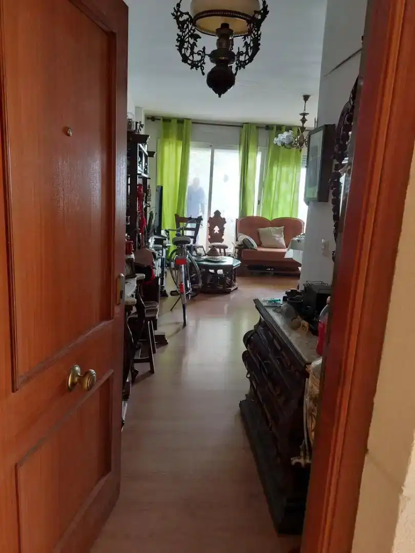 Sala d'estar de Apartament en venda en Torremolinos amb Aire condicionat i Balcó