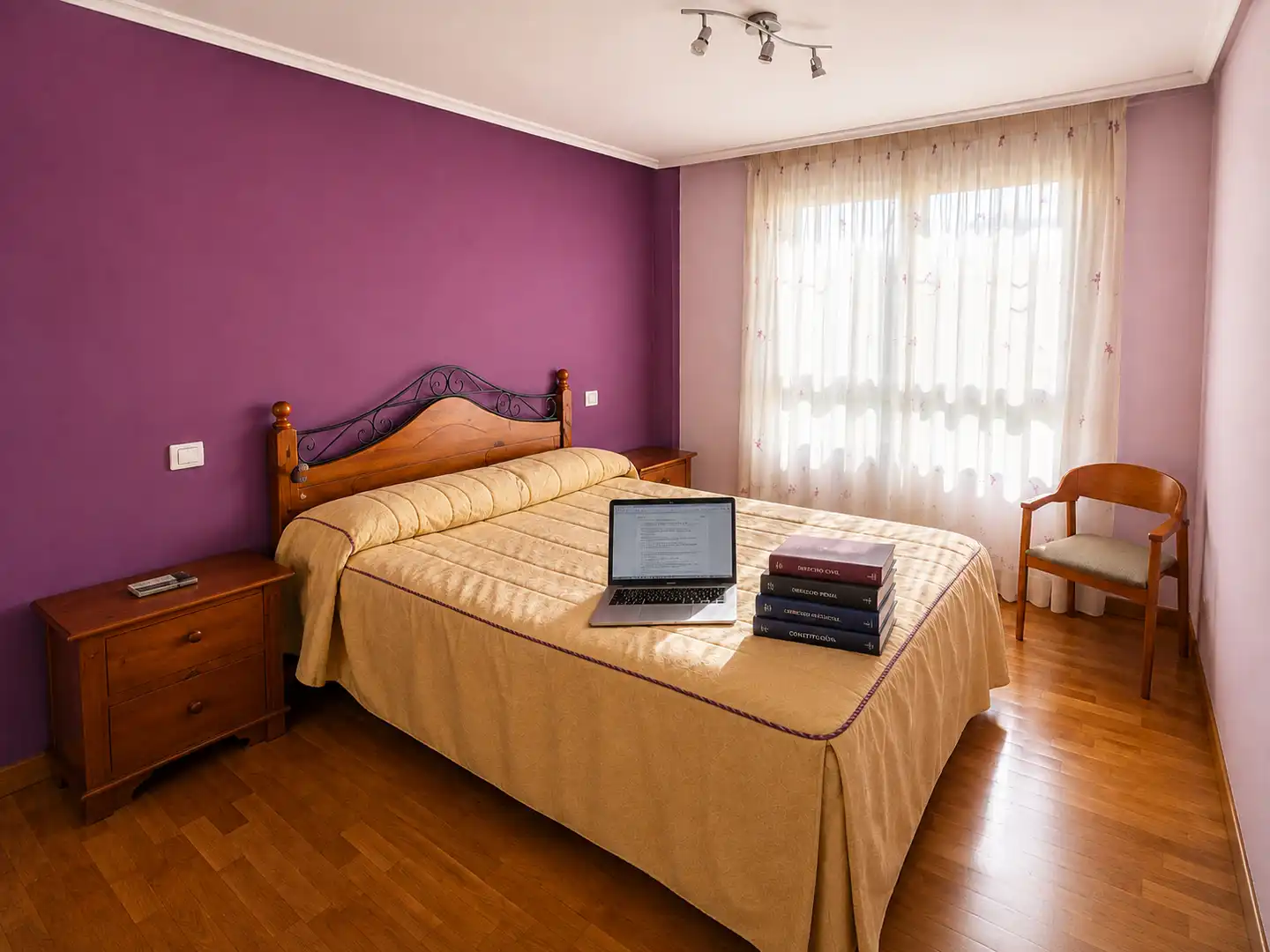 Habitación de Piso de alquiler en Santander con Calefacción, Terraza y Trastero
