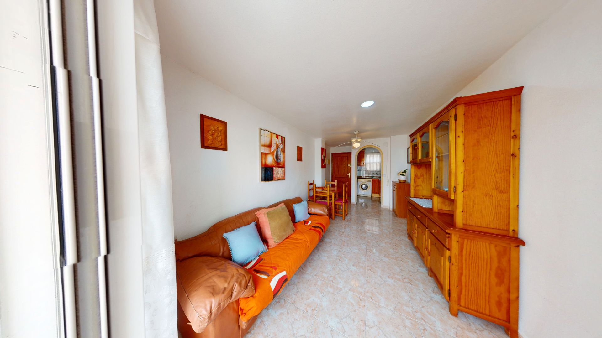 Sala d'estar de Pis en venda en Torrevieja amb Moblat, Balcó i Piscina comunitària