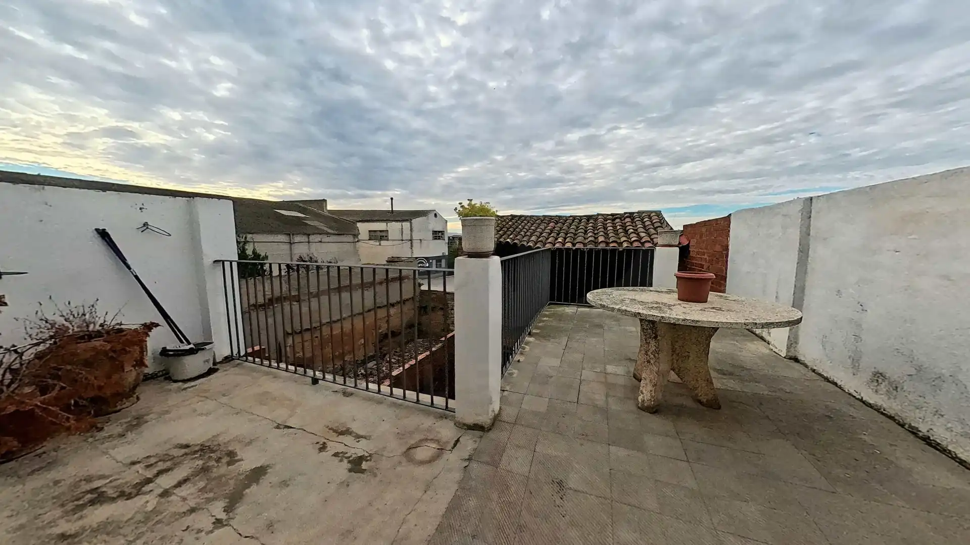 Terrassa de Casa adosada en venda en Bellcaire d'Urgell amb Aire condicionat, Calefacció i Terrassa