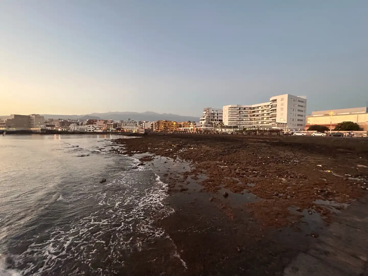 Exterior view of Apartments for rent in Granadilla de Abona  with Furnished, Oven and Washing machine
