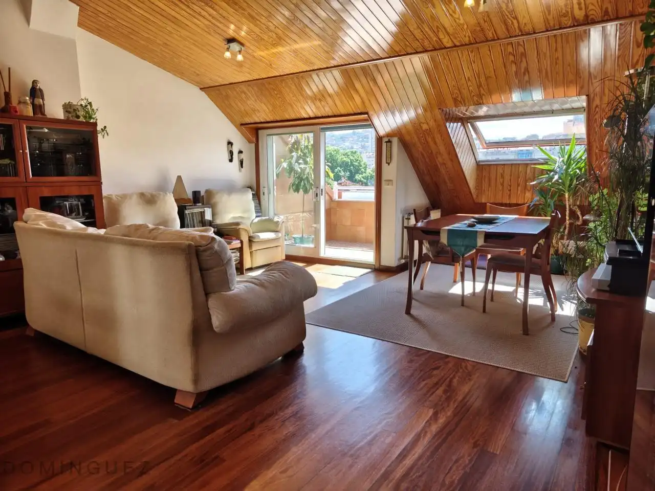 Living room of Flat for sale in Vigo   with Heating, Terrace and Storage room