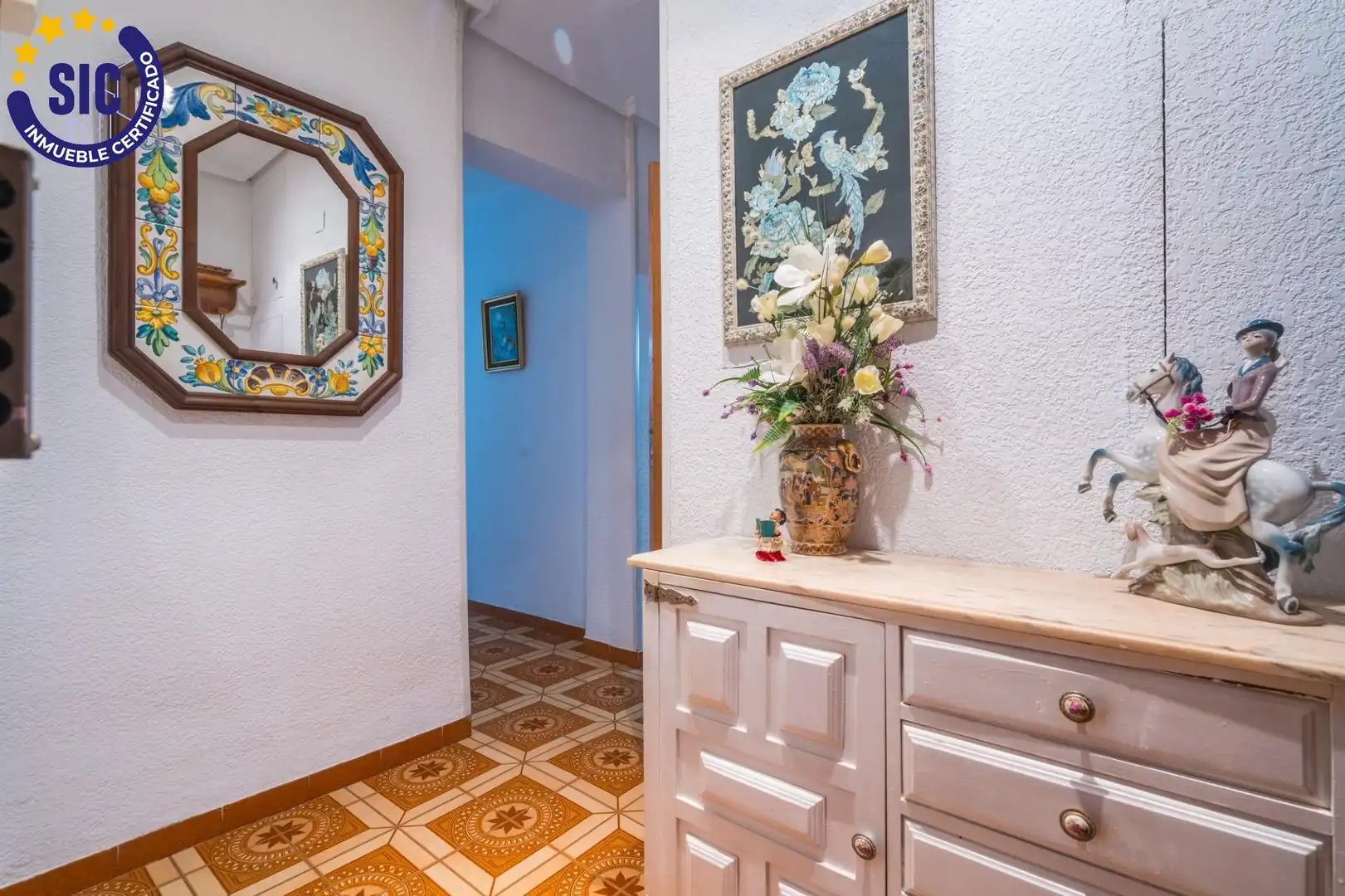 Apartments for sale in Valencia  with Air Conditioner