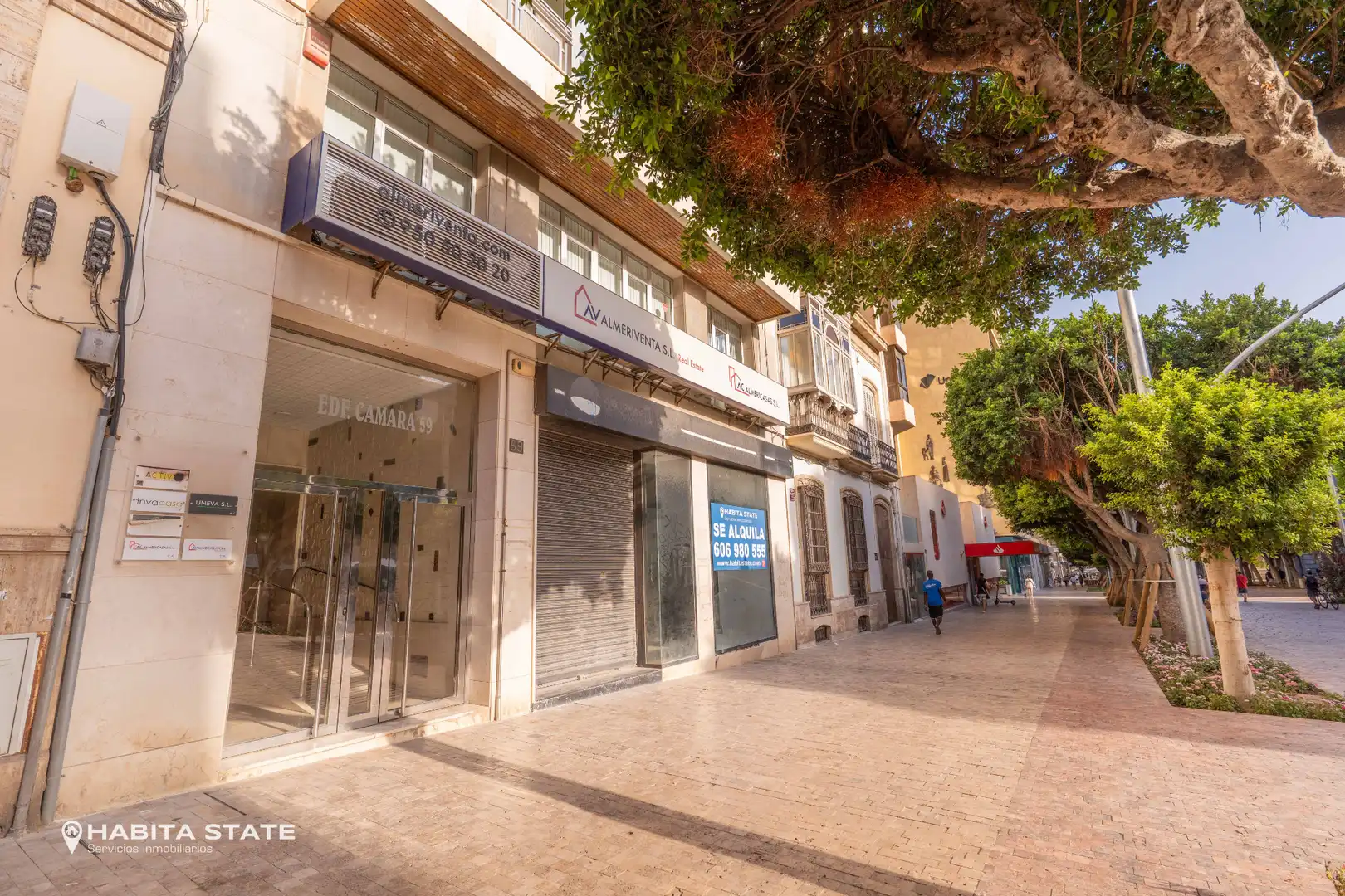 Local comercial en alquiler en Paseo de Almería 60, imagen 2
