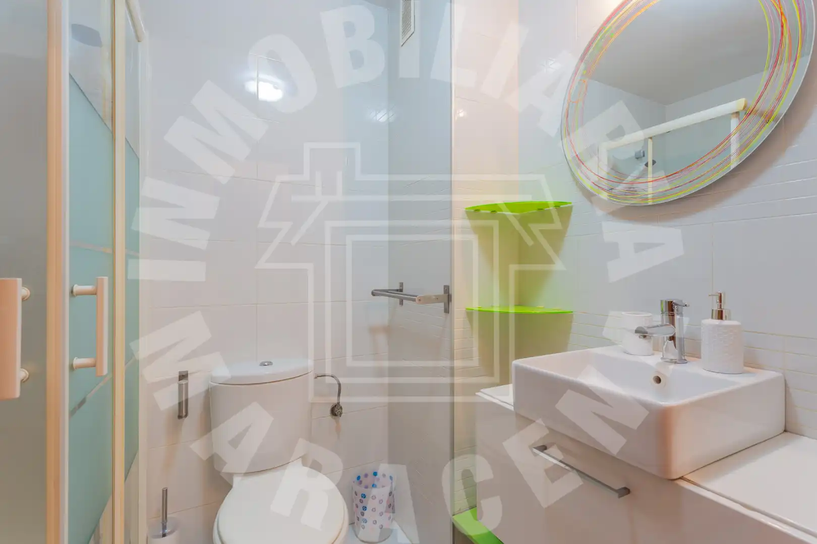 Baño de Apartamento en venta en Maracena con Calefacción, Parquet y Terraza