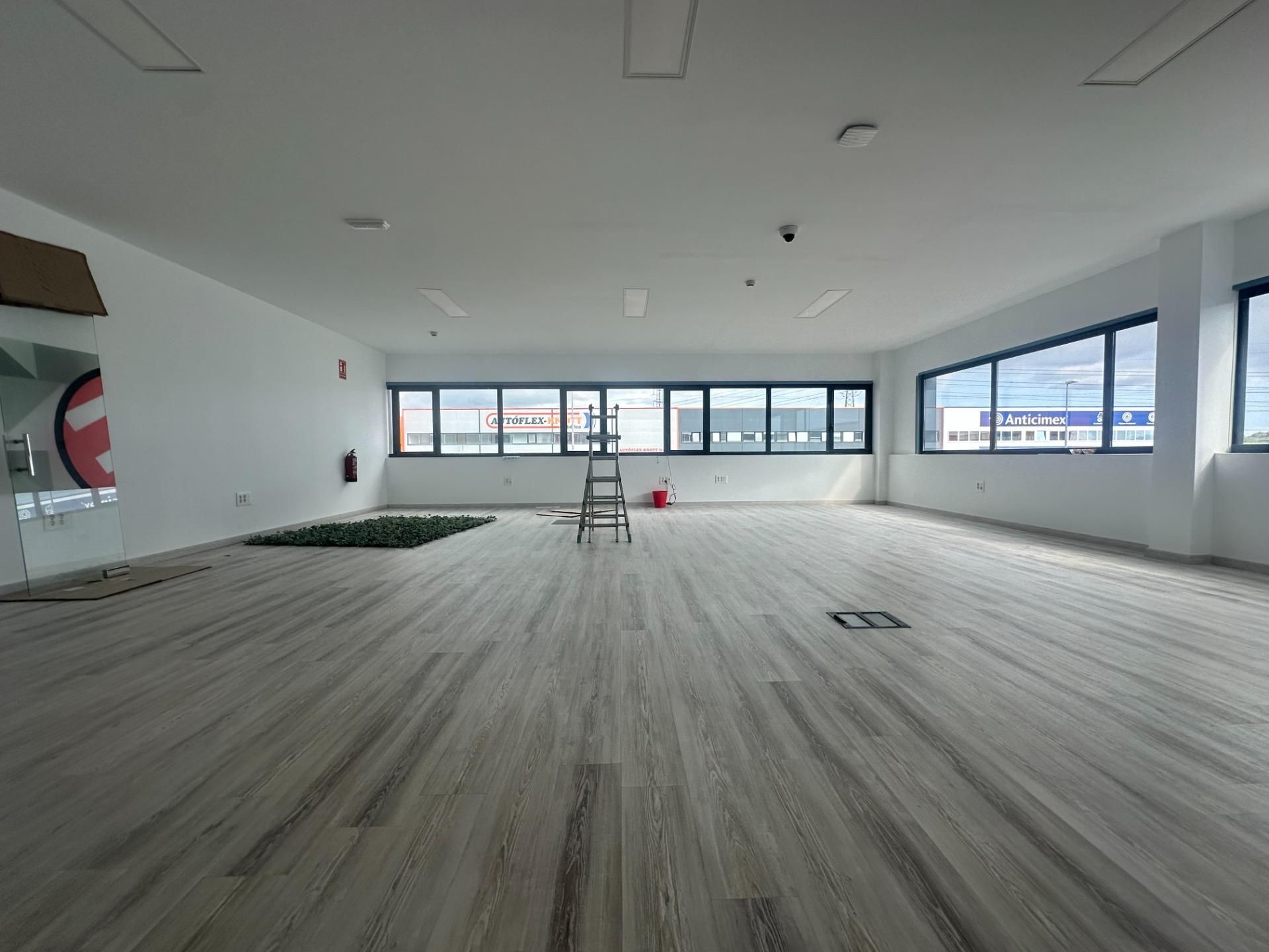 Industrial buildings to rent in El Astillero  