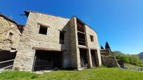 Exterior view of Single-family semi-detached for sale in La Vall d'en Bas