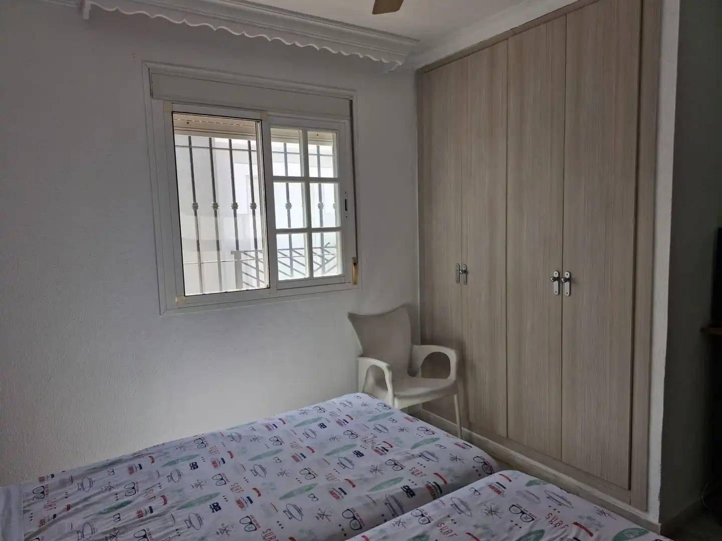 Dormitori de Casa adosada en venda en La Línea de la Concepción amb Terrassa