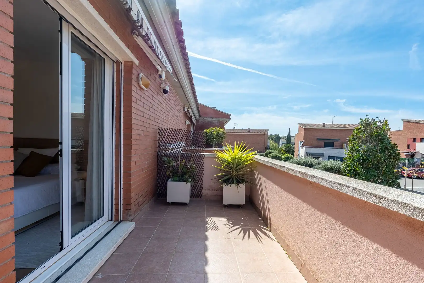 Terrassa de Casa adosada en venda en Cunit amb Aire condicionat, Calefacció i Jardí privat