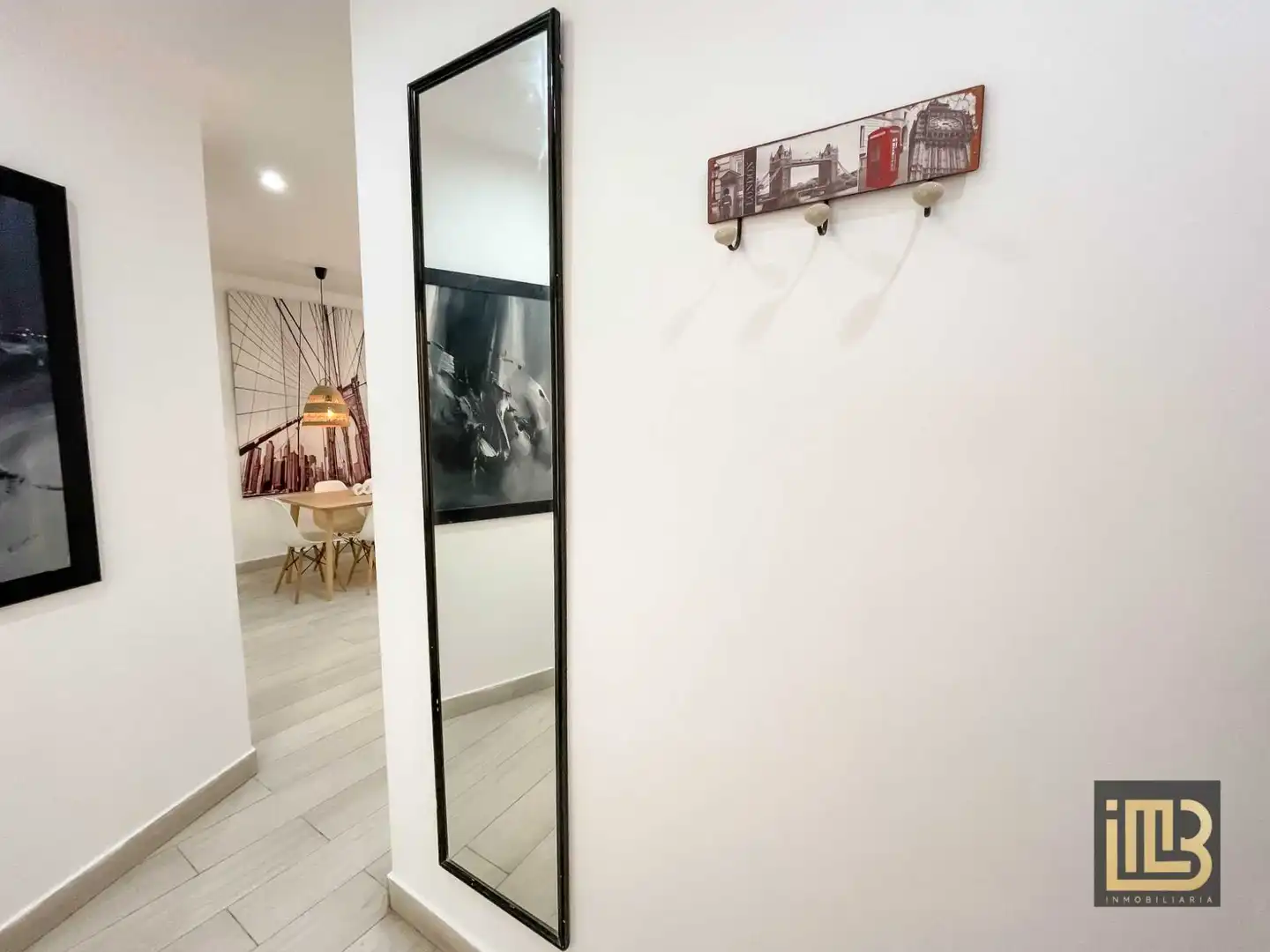 Piso en venta en Málaga con Aire acondicionado, Microondas y TV