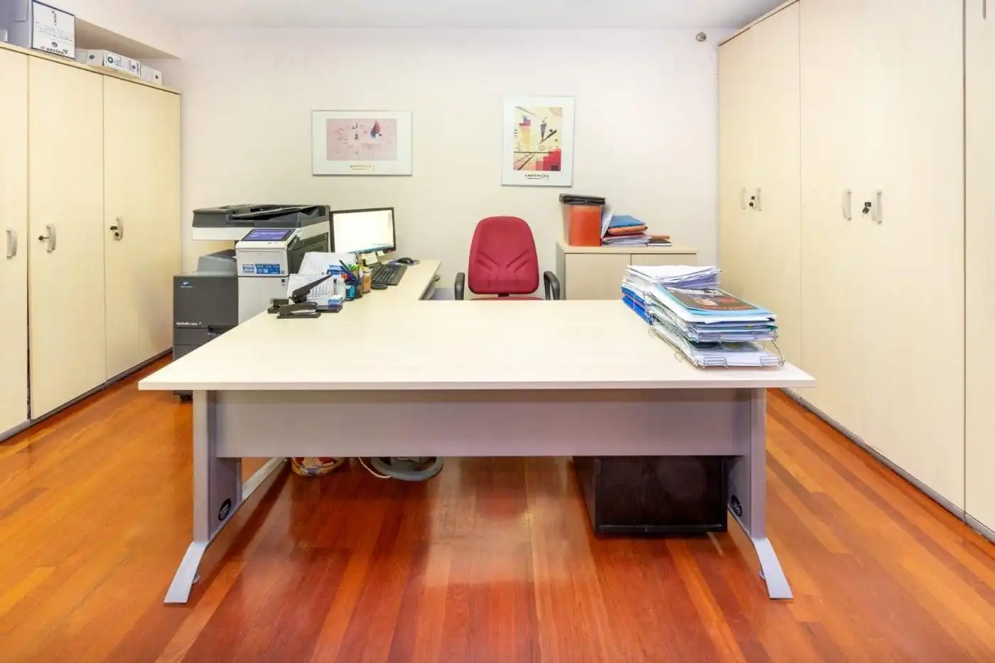 Office for sale in Granada
