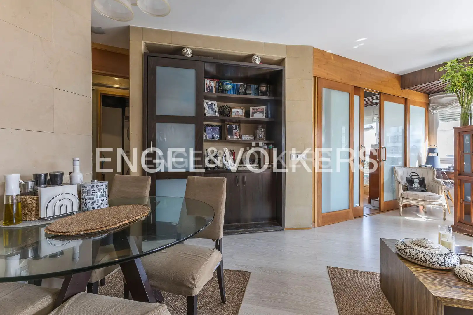 Dining room of Flat for sale in Madrid  with Air Conditioner, Heating and Parquet flooring