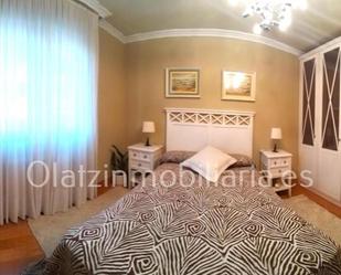 Bedroom of Flat for sale in Bilbao   with Air Conditioner