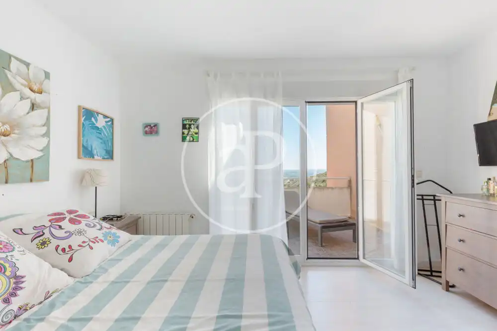 Bedroom of Houses for sale in Chiva  with Heating, Private garden and Terrace