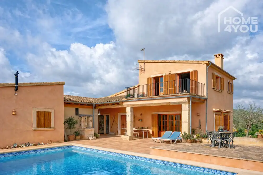 Vista exterior de Casa o xalet en venda en Ses Salines amb Aire condicionat, Calefacció i Terrassa