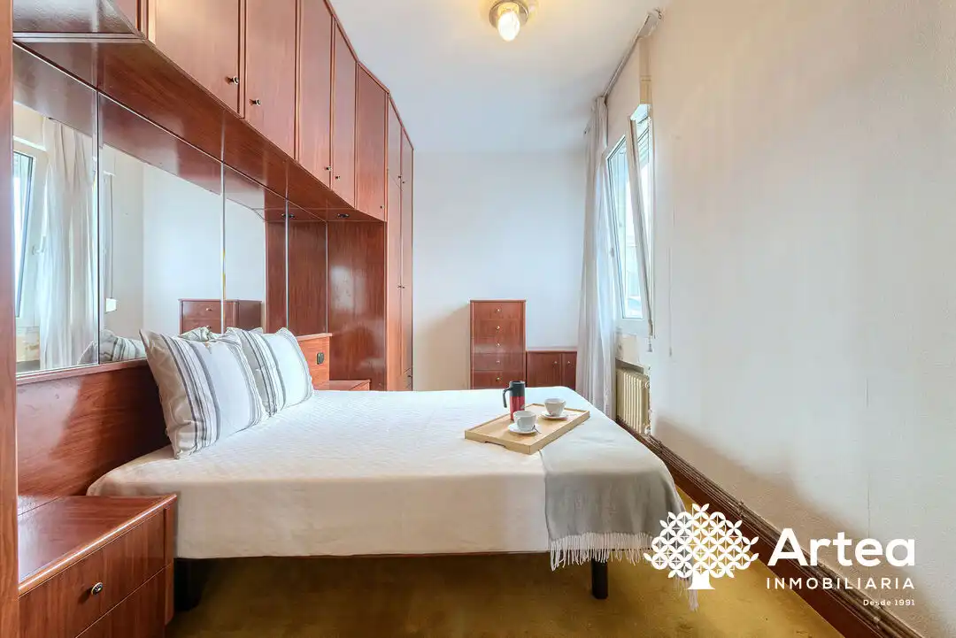 Bedroom of Flat for sale in Bilbao   with Heating