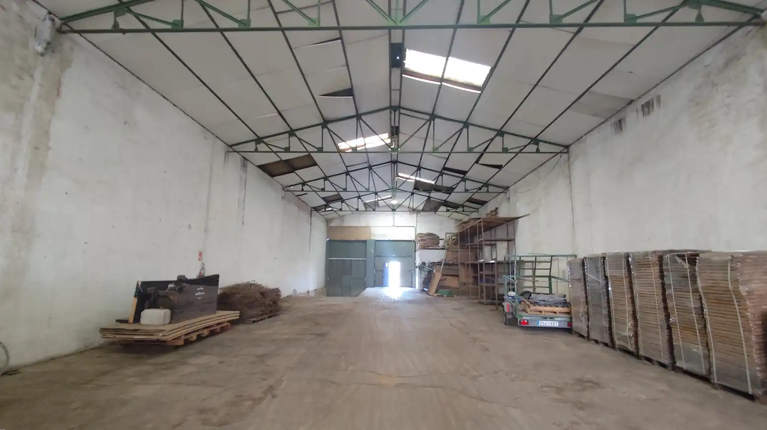 Nau industrial de lloguer en Oyón-Oion