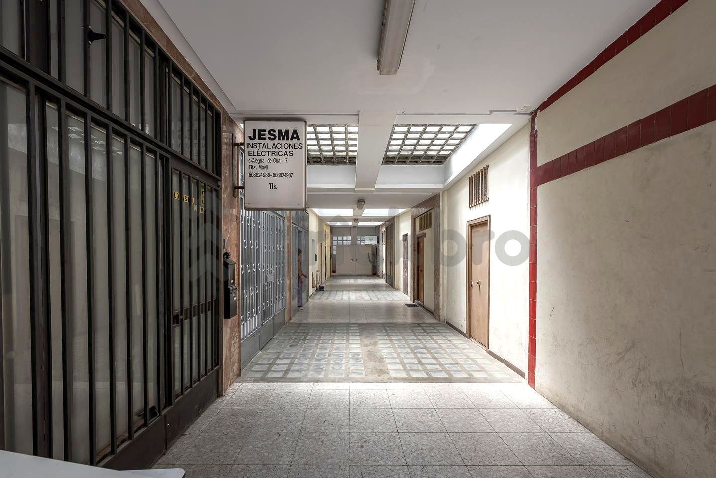 Premises for sale in  Madrid Capital  with Air Conditioner
