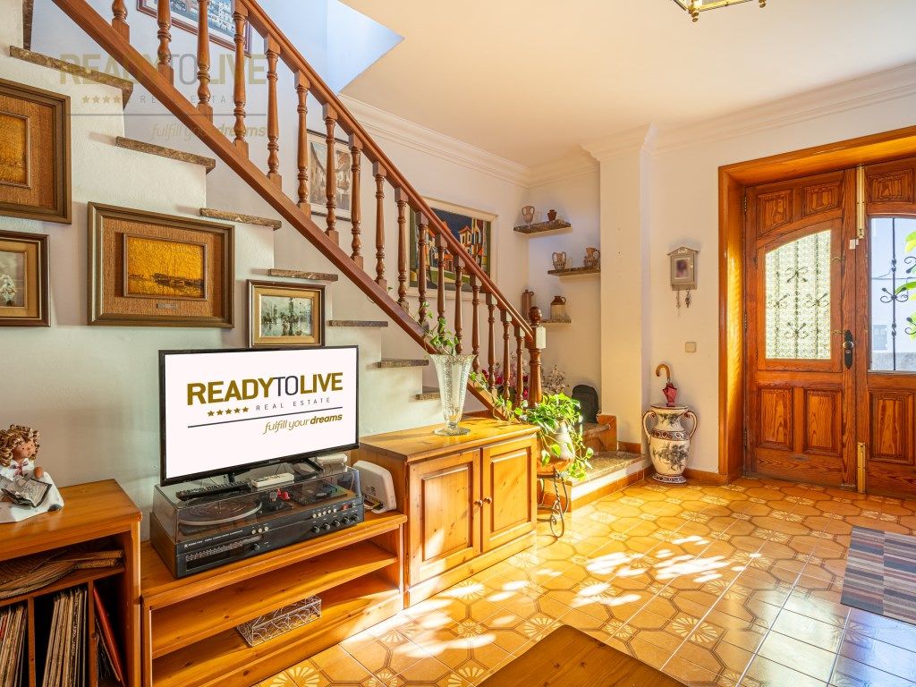 Sala d'estar de Casa o xalet en venda en Alcúdia amb Aire condicionat, Terrassa i Moblat