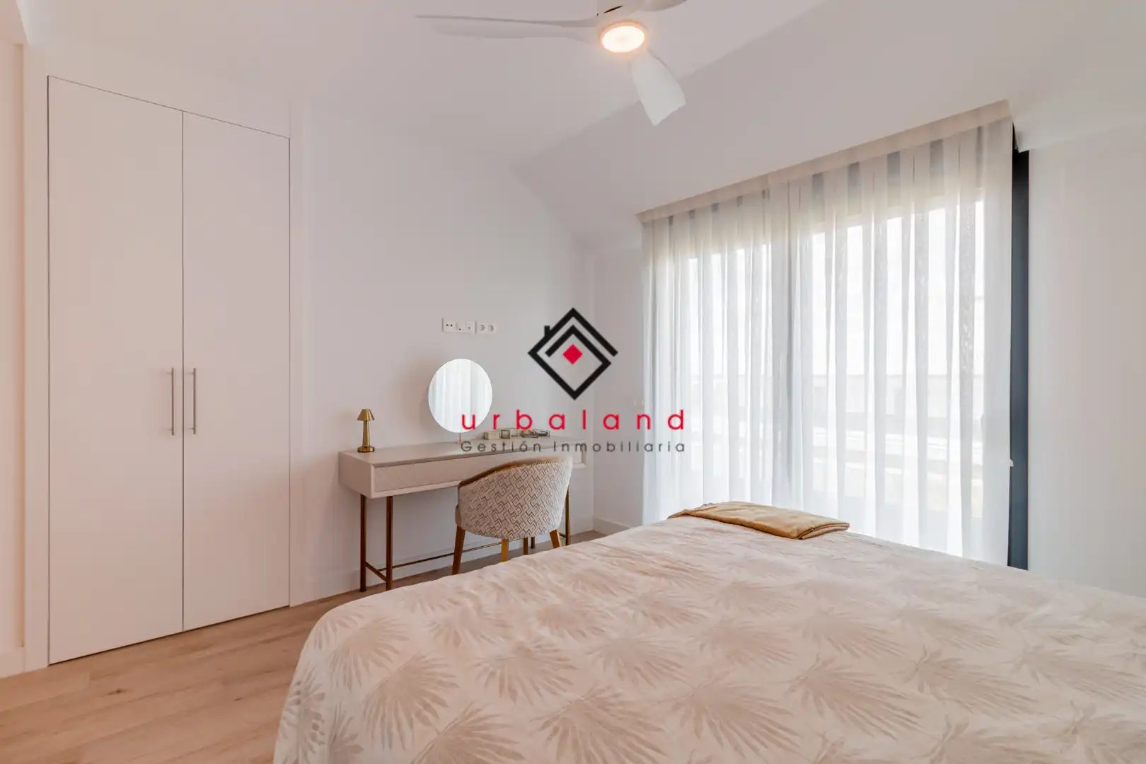 Semi-detached house with pool for sale in Calle de Cosme Damián Churruca, imagen 29