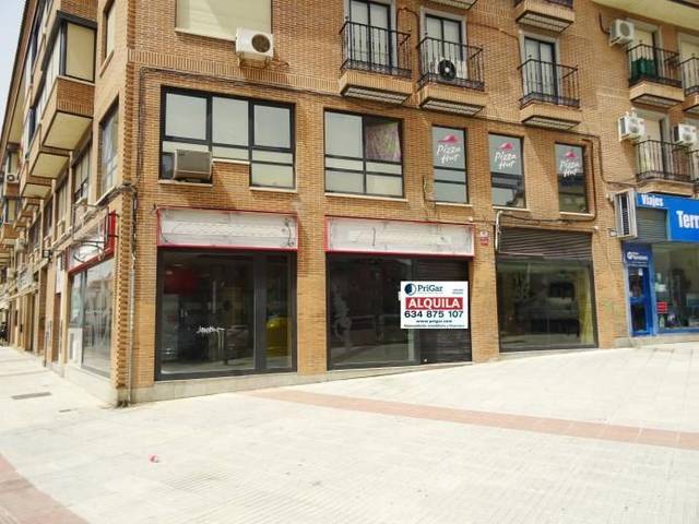 Local comercial en Alquiler en Centro
