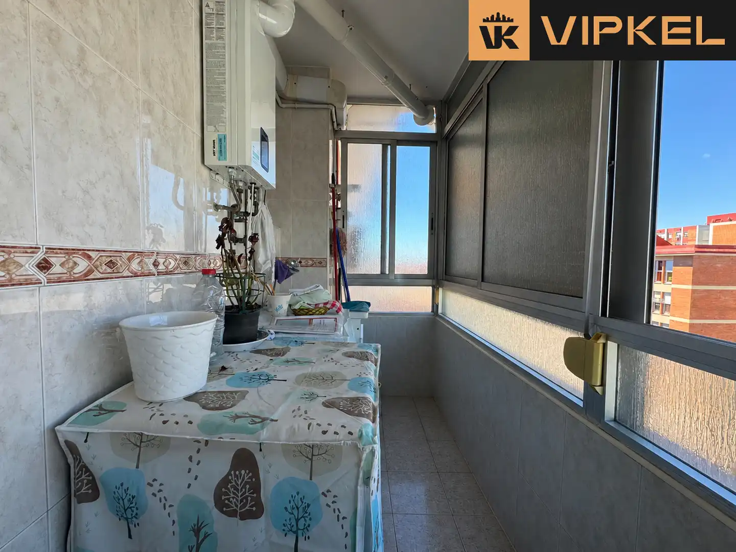 Terrasse von Wohnung zum Verkauf in Cornellà de Llobregat mit Klimaanlage, Heizung und Terrasse