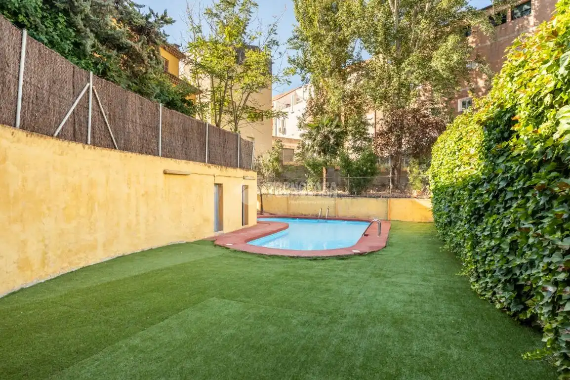 Jardín de Casa adosada en venta en Torrelodones con Calefacción, Jardín privado y Terraza