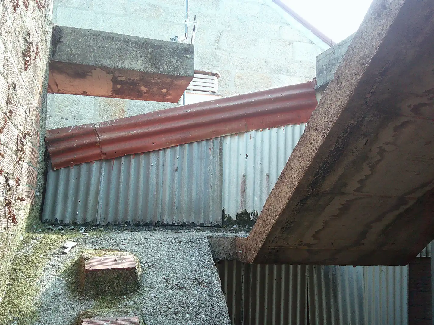 Vista exterior de Edificio en venta en Marín
