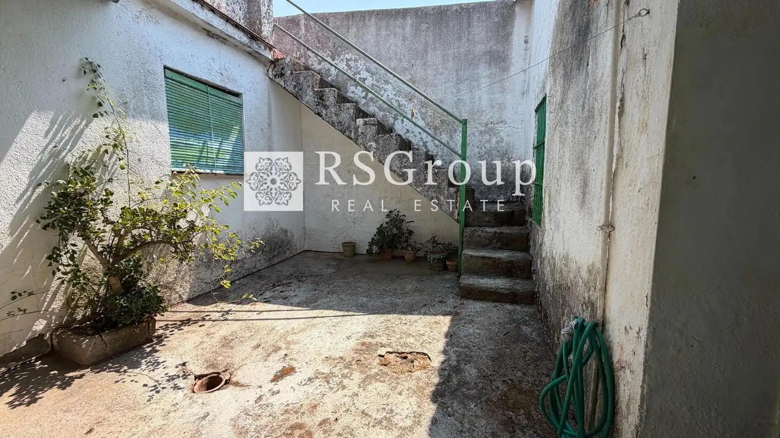 Exterior view of Houses for sale in Cala  with Storage room